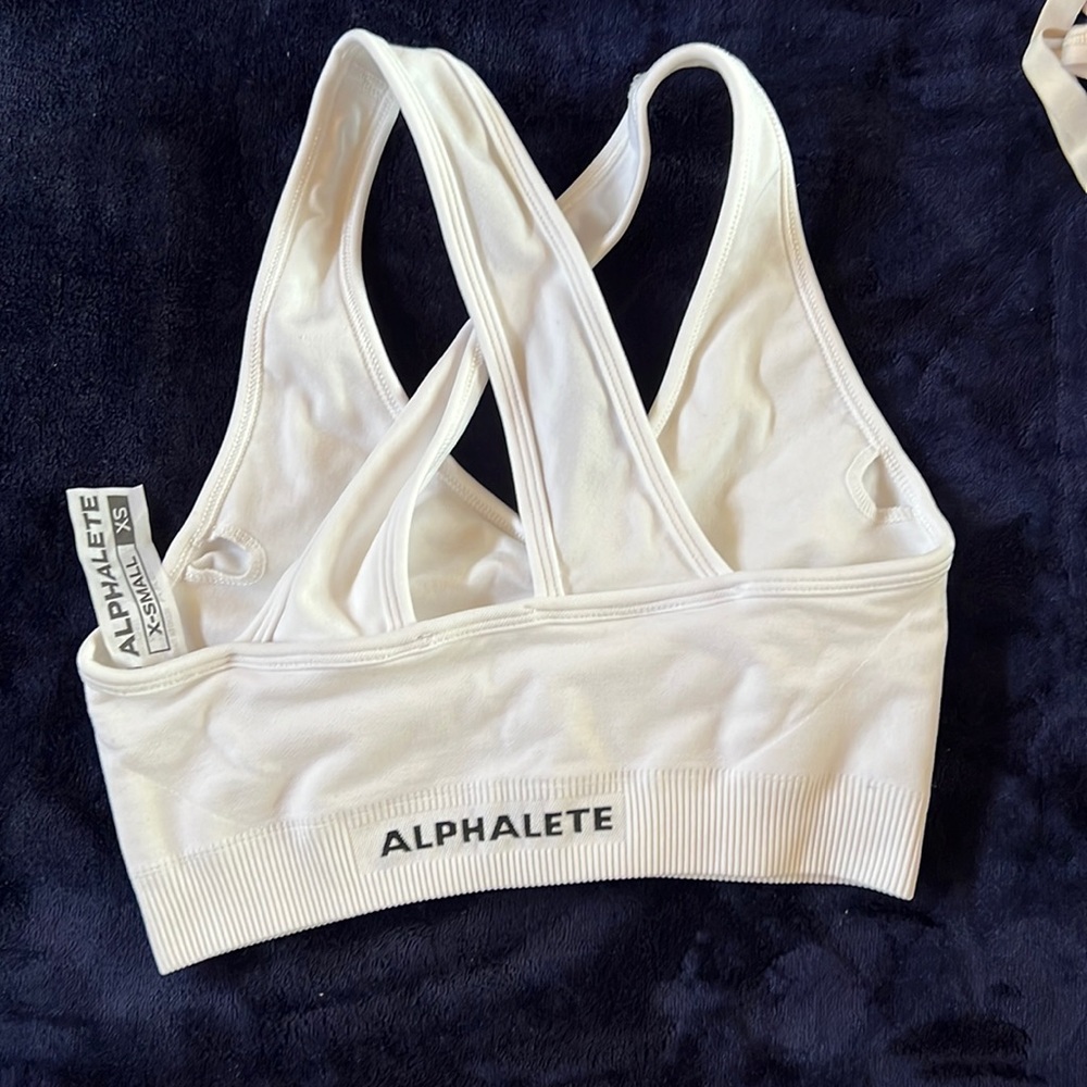 Alphalete amplify bra